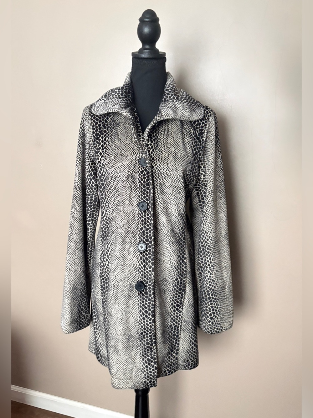 Dennis Basso Faux Fur Snakeskin Print Car Coat statement Jacket Gray Black Sz S
